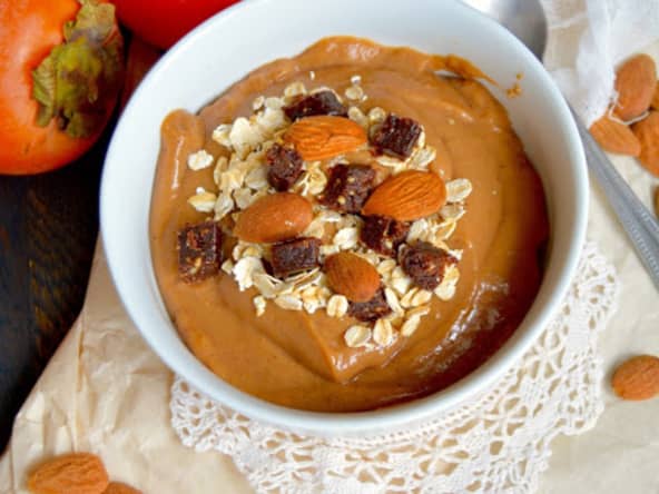 Crème crue express au kaki, cannelle et cacao cru