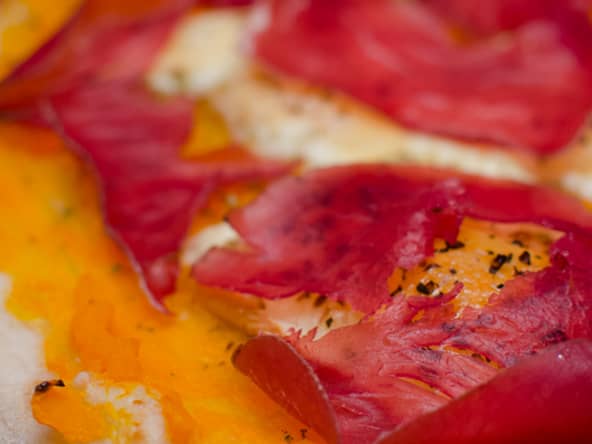 Pumpkin pizza à la raclette et à la viande des grisons