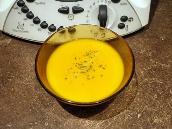Soupe de carottes cerfeuil thermomix, recette thermomix potages