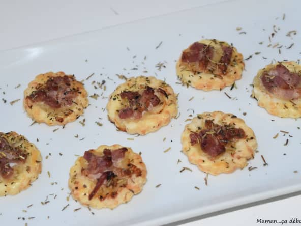 Sablés aux lardons et aux herbes de Provence - Maman...ça déborde