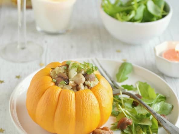 Courge farcie au quinoa, champignons et châtaignes