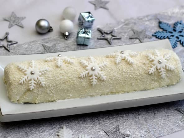 Bûche glacée à la noix de coco, passion et mangue