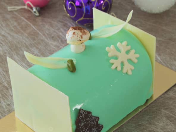 La bûche à la pistache et à la griotte