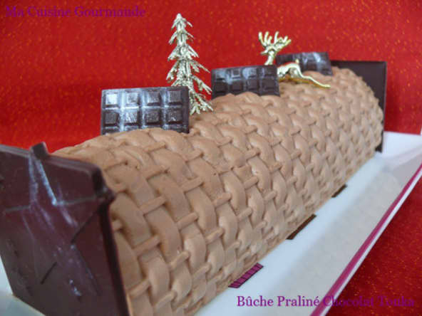 Bûche 2016 Praliné Chocolat et Tonka