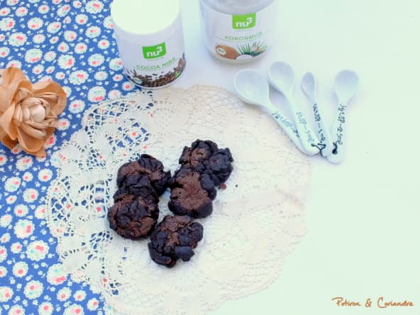 Biscuits au chocolat et eclats de feve de cacao [vegan]