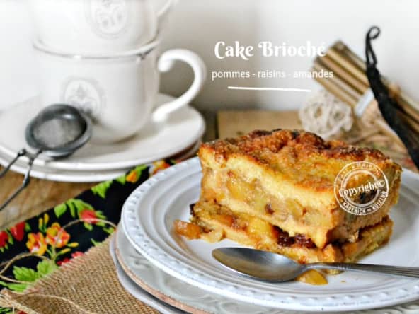 Cake brioché aux pommes, raisins et amandes