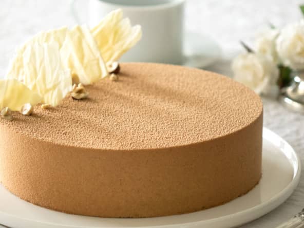 Entremets noisettes et praliné