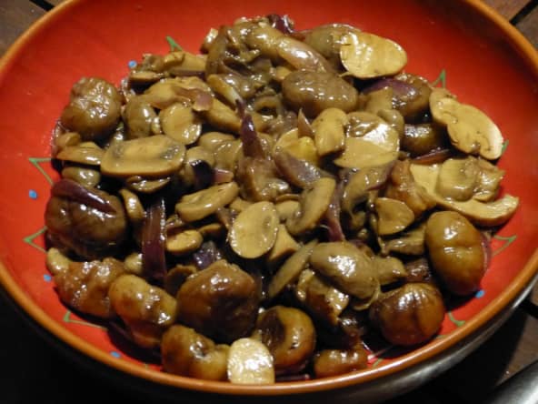Châtaignes aux champignons