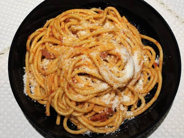 Bucatini all'Amatriciana : la recette (presque) traditionnelle