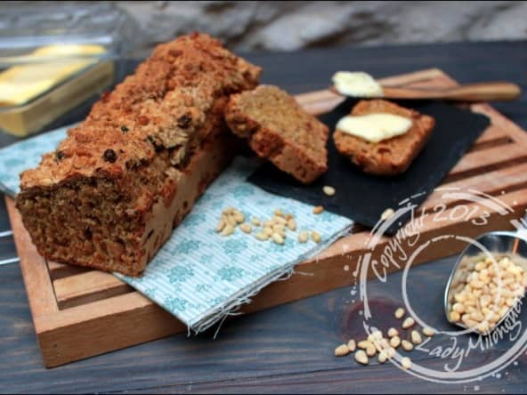 Soda bread à l’épeautre et raisins secs