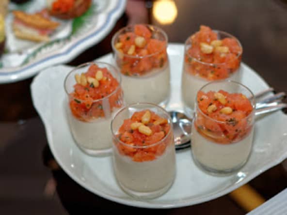 Verrines crèmes de parmesan et tartare de tomates