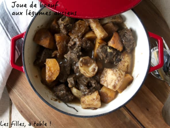Joue de boeuf aux légumes anciens