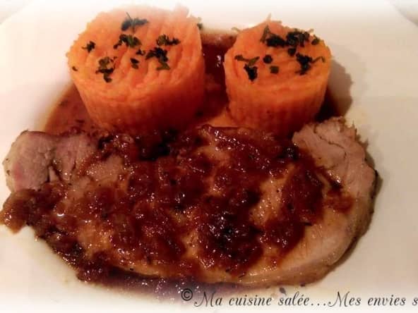 Rôti de porc à la bière et purée de pommes de terre carottes