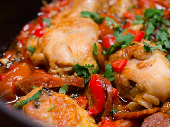 Mijoté de poulet au chorizo et aux légumes