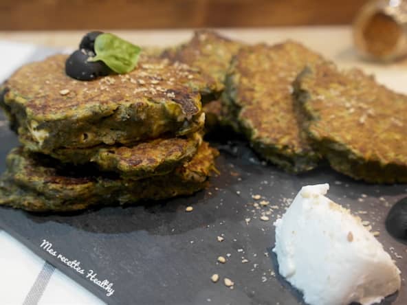 Galette de chou kale au fromage de chèvre frais et épices