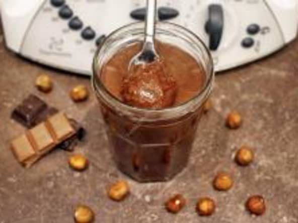 Pâte à tartiner maison style Nutella au thermomix facile et rapide
