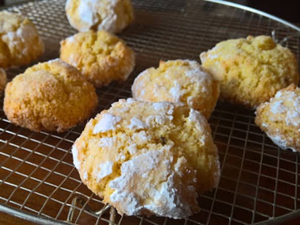 Ghoribas à la semoule à la noix de coco et à la vanille