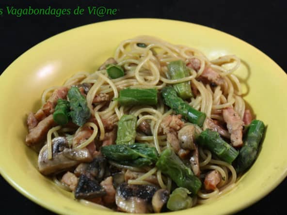 Pâtes aux asperges et lardons