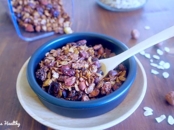 Granola maison à l'orge et au sarrasin 