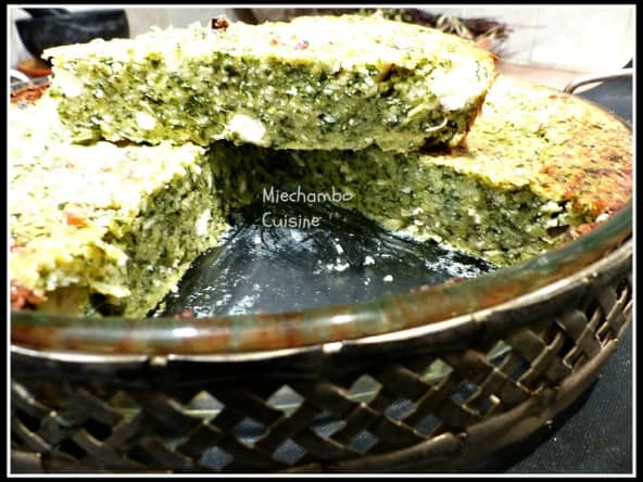 Quiche légère sans pâte à la polenta, cime di rapa et fromages râpés