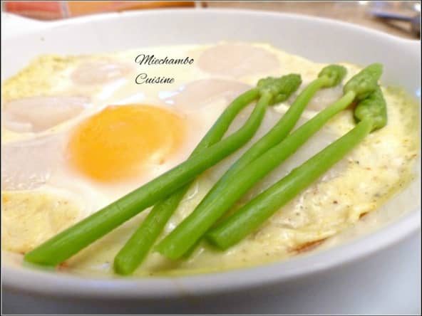 Noix de St-Jacques aux oeufs et ornithogales