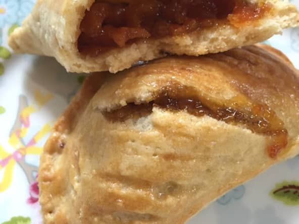 Les pâtés à la confiture d'abricots-pays antillais