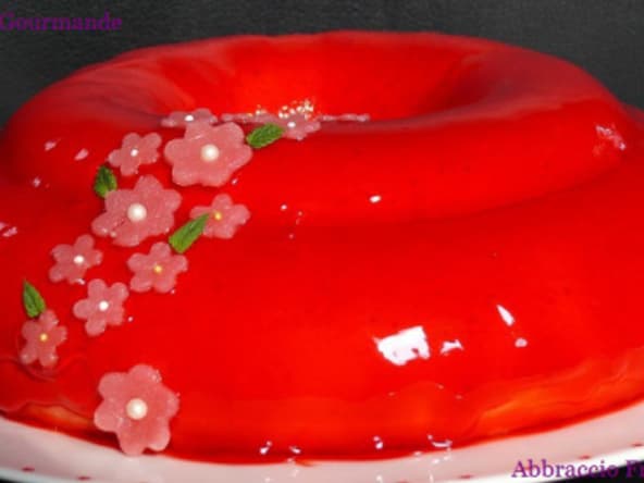 Entremets Abbraccio mousse de fraise et gâteau vanille