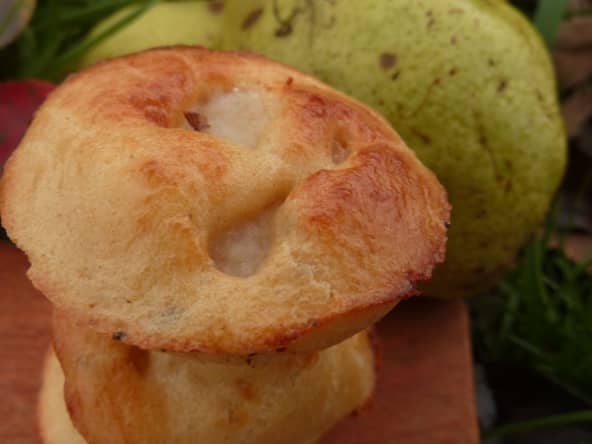 Petits moelleux poire et roquefort pour l'apéritif