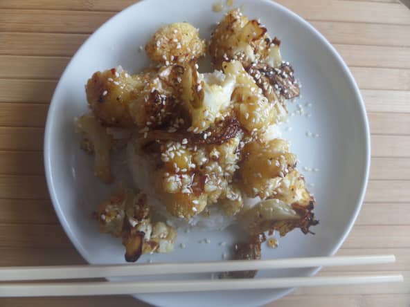 Chou fleur roti, sauce au miel, ail et gingembre