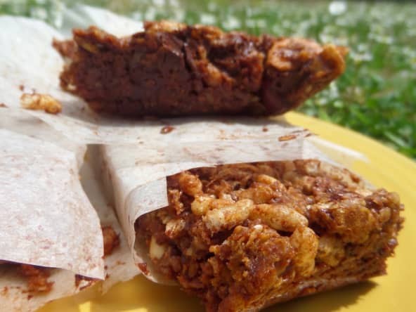 Barres de céréales aux chocolat et aux noix : parfait en cas de petite faim