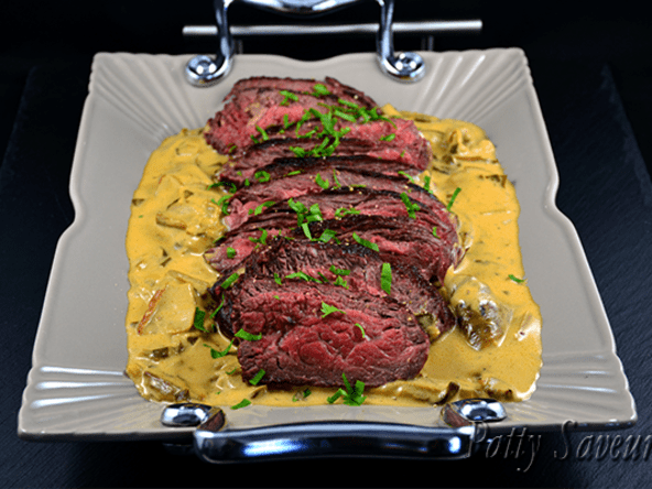 Viande : aiguillette Baronne, sauce Vermouth et cèpes