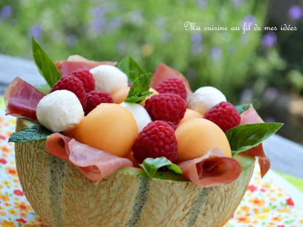 Melon-jambon aux framboises et mozzarella