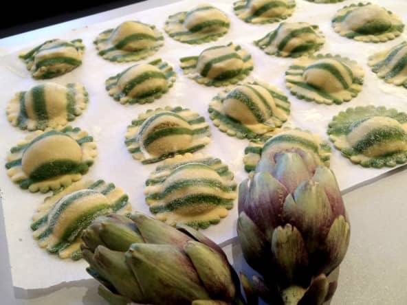 Raviolis bicolores aux artichauts barigoule