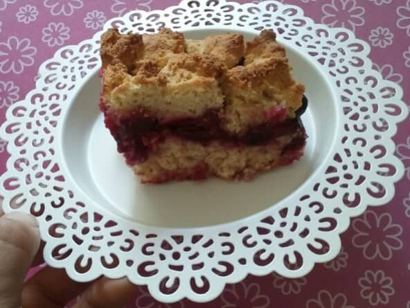 Gâteau polonais à la cannelle et aux prunes Ciasto cynamonowe ze śliwkami 