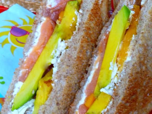 Sandwich comme un arc en ciel