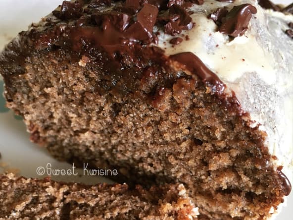 Le cake extra-moelleux au café, chocolat amer et rhum