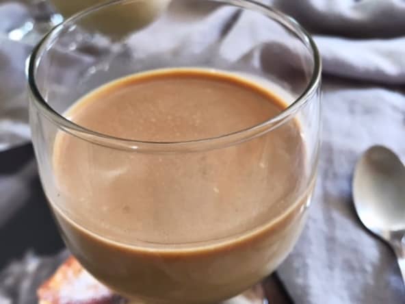 Panna cotta au caramel beurre salé (crème de salidou)