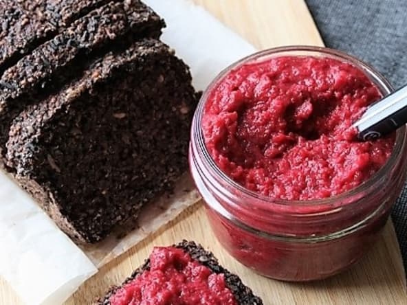 Tartinade de betterave sans gluten, sans lait et sans oeufs pour l'apéro