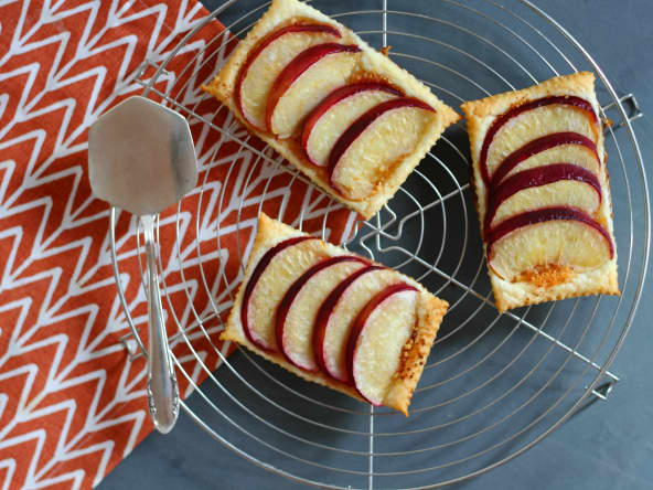 Feuilletés d'été pêche amaretti 