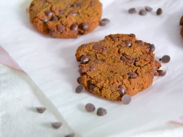 Cookies vegan sans farine aux pois-chiches et chocolat noir