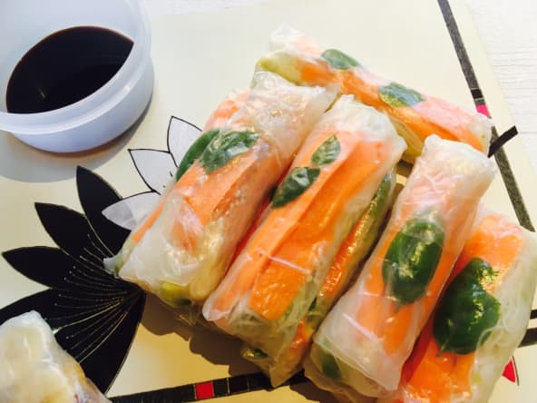 Rouleaux de printemps salés végétariens et sucrés 