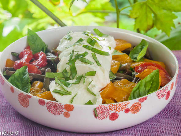 Salade de tomates, haricots verts et mozzarella