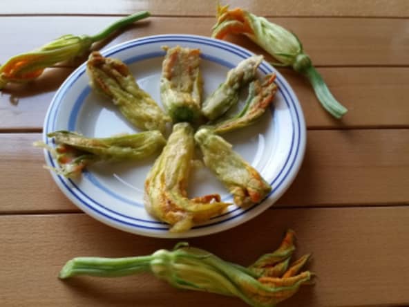 Tempura de fleurs de courgette sans gluten et sans œuf