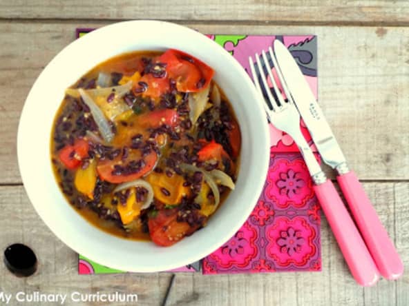 Poêlée de tomates cerises au riz noir