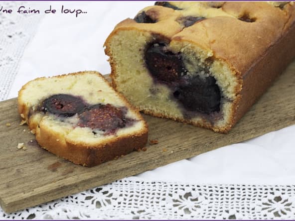 Gâteau maison aux figues et amandes
