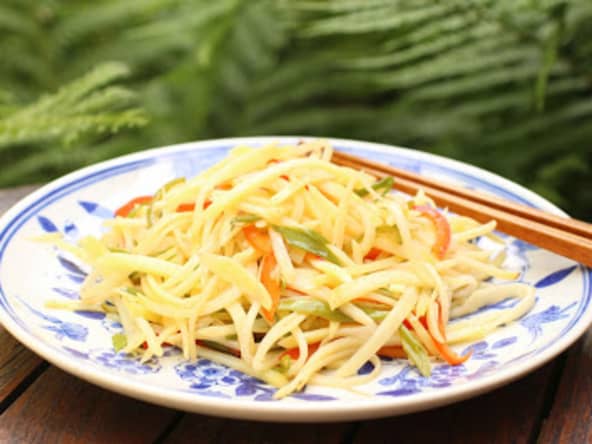 Salade de pommes de terre croquante à la chinoise