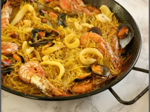 Fideuà : une recette espagnole comme une paella aux pâtes