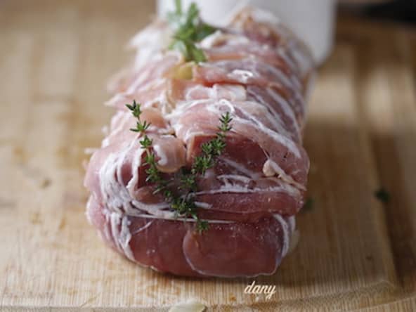 Filet de veau farci aux oignons et aux amandes