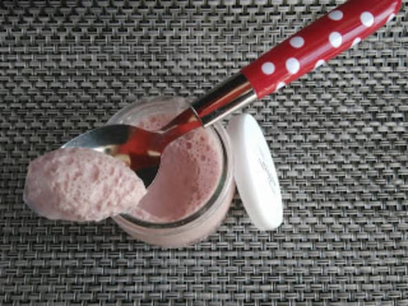 Onctueux yaourts maison à la framboise 