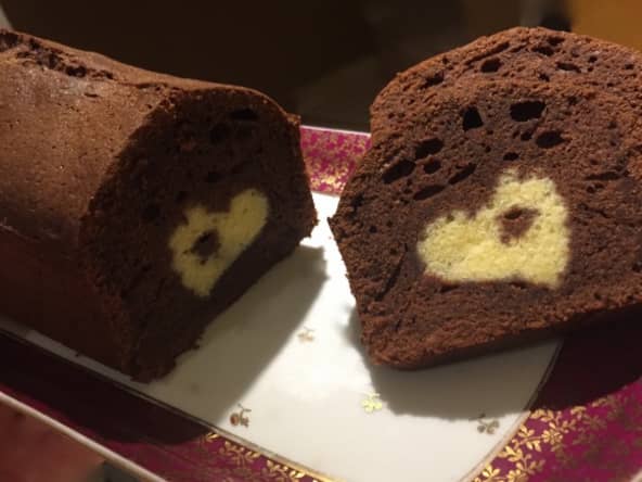 Cake surprise cœur : un gâteau caché très simple